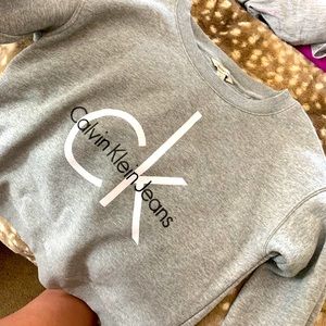 Calvin Klein sweat shirt